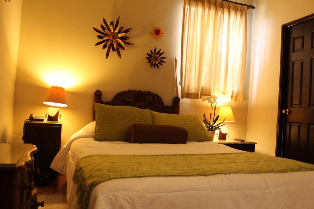 Hotel La Posada Del Angel San Salvador Buitenkant foto