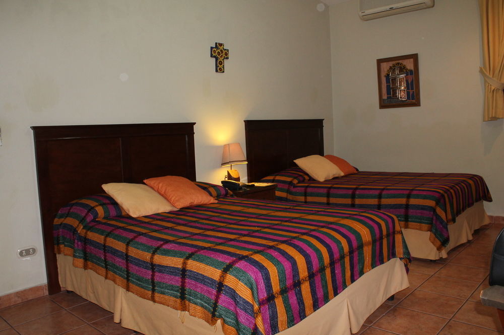 Hotel La Posada Del Angel San Salvador Buitenkant foto