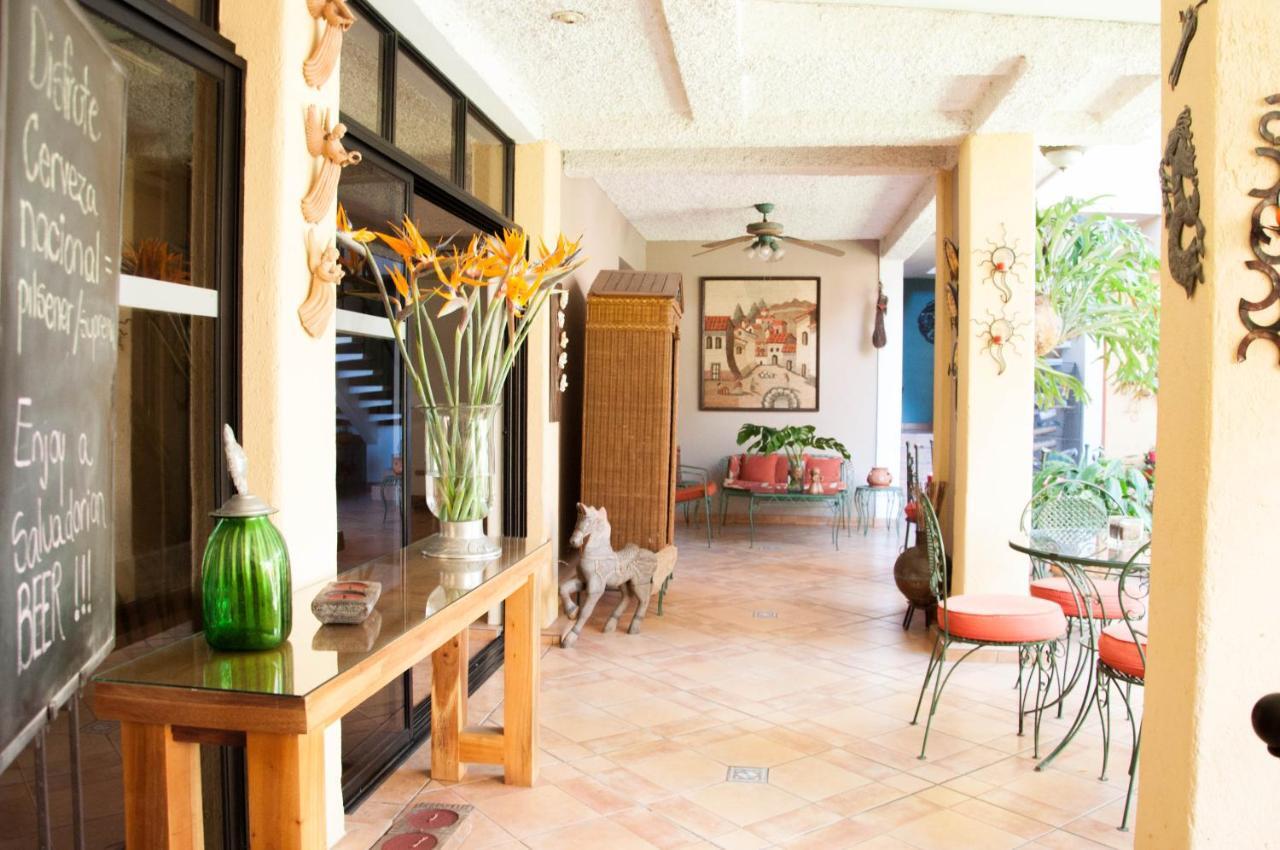 Hotel La Posada Del Angel San Salvador Buitenkant foto